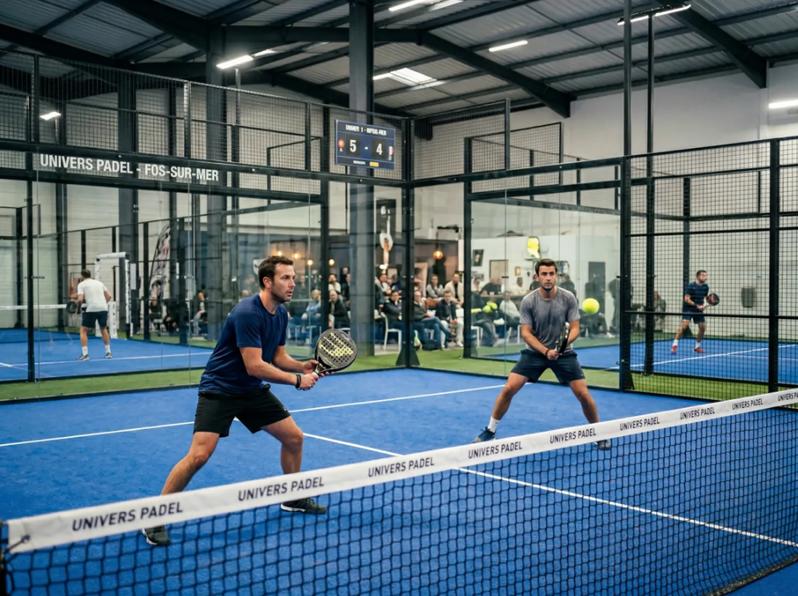 Cours collectifs de padel avec coach certifié pour débutants sur des terrains modernes à Arles en région PACA 13
